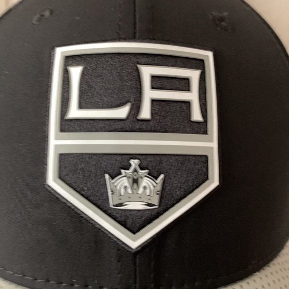 NWT:LA Kings Authentic NHL Pro Cap - Picture 5 of 8